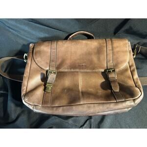 Distressed Samsonite Colombian Brown Leather Flap Messenger Bag Briefcase